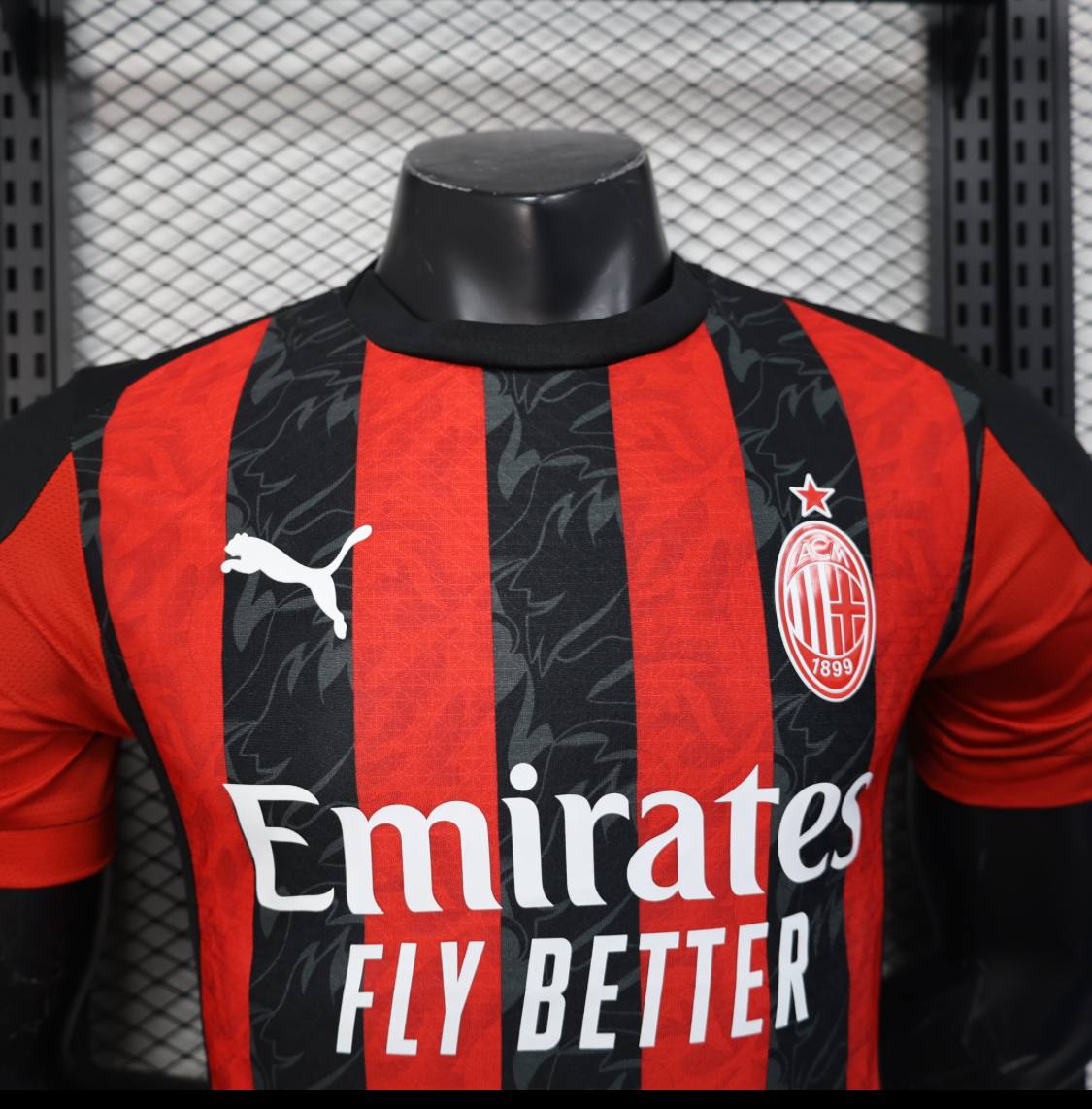 AC MILAN רישמי